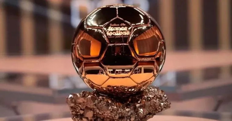 Imagem ilustrativa da notícia Bola de Ouro: quanto vale o troféu dado ao melhor do mundo?