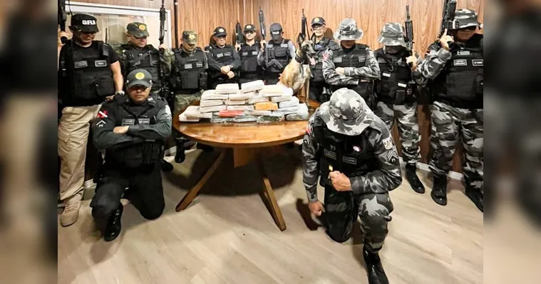 Imagem ilustrativa da notícia PM encontra mais de 20kg de drogas em centrífuga de navio