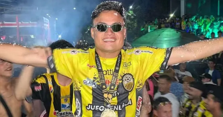 Imagem ilustrativa da notícia Xodó do Paysandu, Esli Garcia relembra título pelo Deportivo Táchira