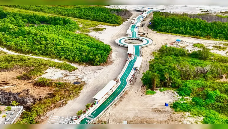 Imagem ilustrativa da notícia Salinas ganha passarela de acesso à Praia do Maçarico