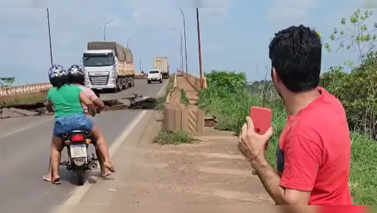 Imagem ilustrativa da notícia Vídeo! Vereador denunciava condições de ponte na hora do desabamento