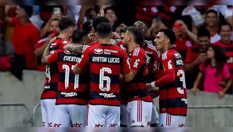 Imagem ilustrativa da notícia Flamengo antecipa férias de 4 jogadores do elenco principal