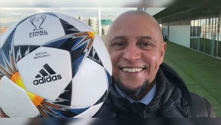 Imagem ilustrativa da notícia Roberto Carlos mora no CT do Real Madrid durante divórcio