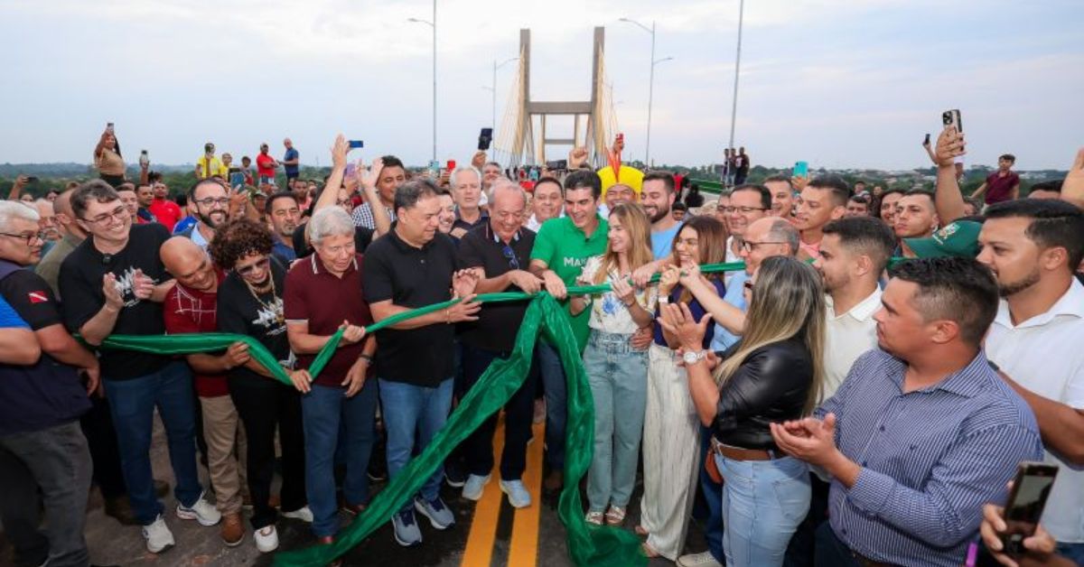 A entrega da nova ponte sobre o rio Itacaiúnas, em Marabá, foi entregue pelo governador Helder Barbalho e comemorada pela população da região