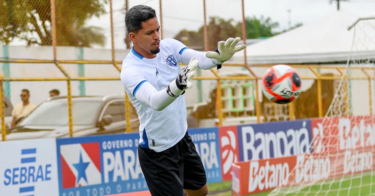 Goleiro que chegou na Curuzu em 2023 atinge a marca de 50 partidas com a camisa do Paysandu