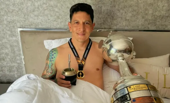 Cano é um dos jogadores que aprecia o chimarrão