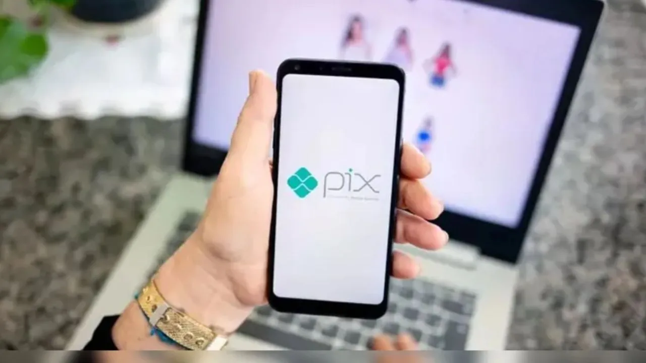 Chave Pix precisa de regularização para não ser cancelado