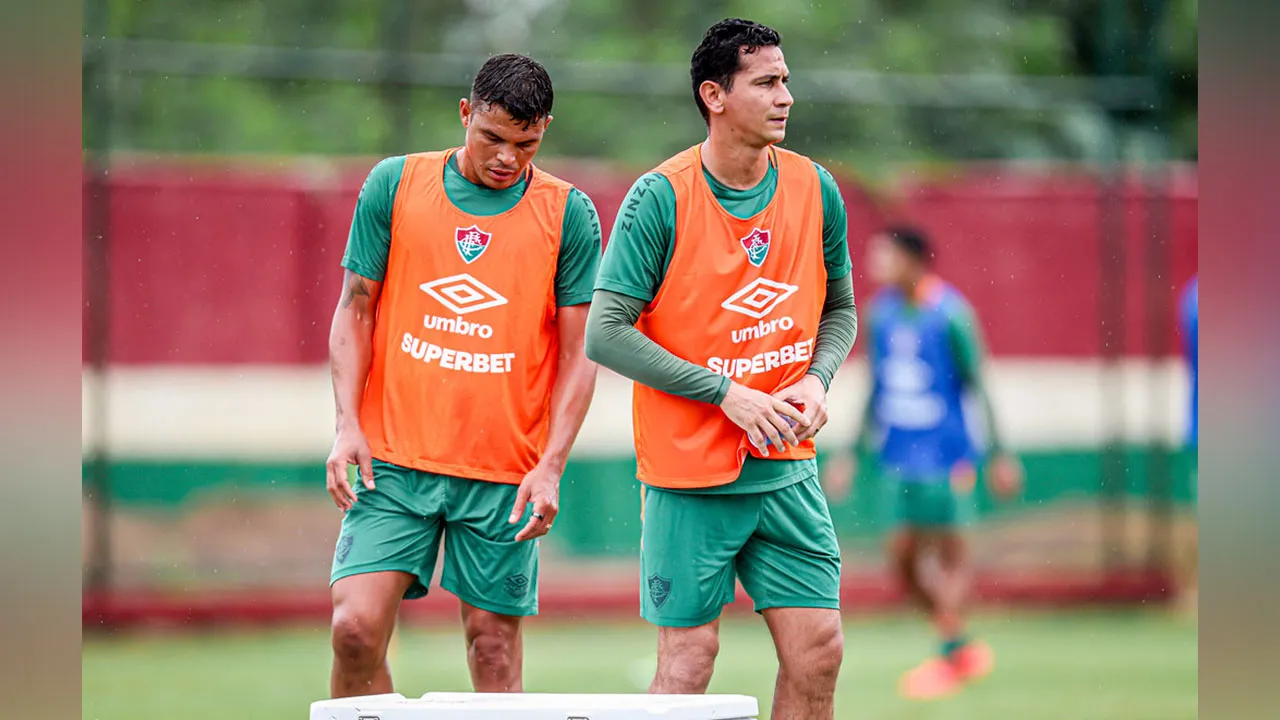 Thiago Silva ficou no Rio de Janeiro mantendo a forma de olho na semifinal do Campeonato Carioca contra o Volta Redonda e Ganso seguem fora por lesão