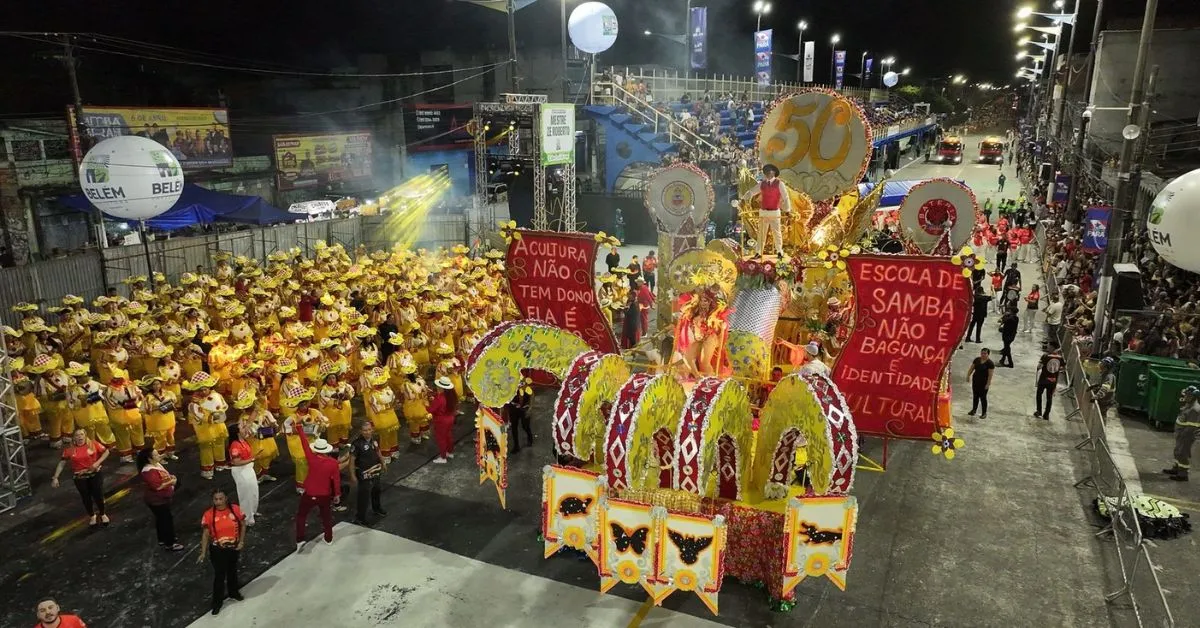 Nove escolas de samba concorrem ao título, sendo avaliadas em sete quesitos.