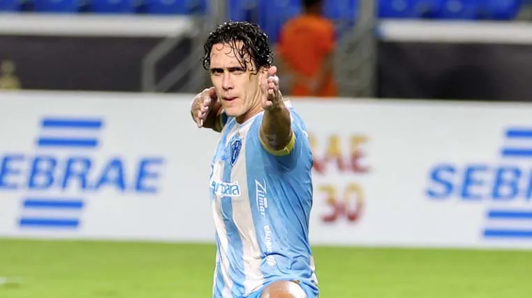 Paysandu encerra jejum de vitórias, Nicolas volta a marcar após cinco partidas em branco. Bicolores agora focam as atenções no clássico contra o Remo.