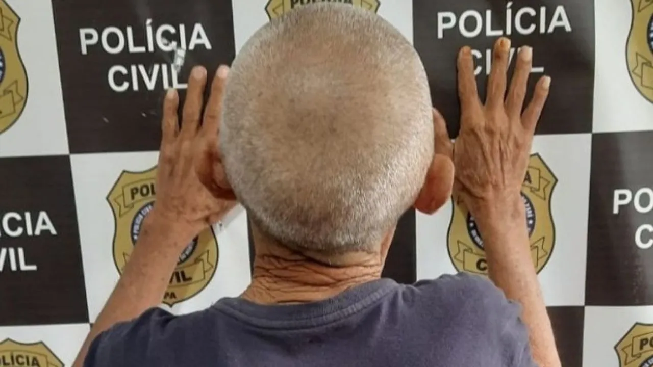 De acordo com a polícia, ele permanece custodiado e à disposição da Justiça.