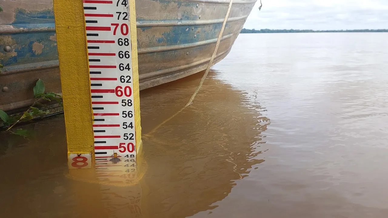 O monitoramento diário do rio Tocantins é essencial para acompanhar o comportamento das águas