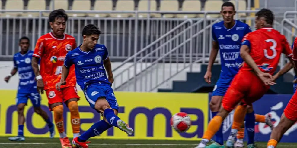 Os meninos do Carajás não resistiram ao maior volume de jogo do São Bento e estão fora da Copinha 2025.