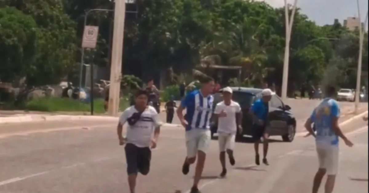 A ação violenta aconteceu em plena Avenida João Paulo II na tarde deste dominho (23).