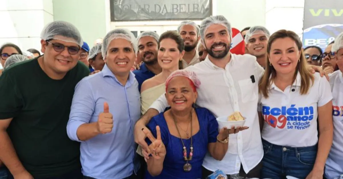 O prefeito Igor Normando, a governadora em exercício, Hana Ghassan Tuma, e o vice-prefeito Cássio Andrade participaram da festa de aniversário de Belém no Complexo do Ver-o-Peso