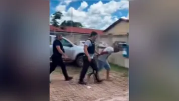 Masterson é acusado de diversos crimes, incluindo roubo a banco, tráfico de drogas, roubo de joias e assaltos