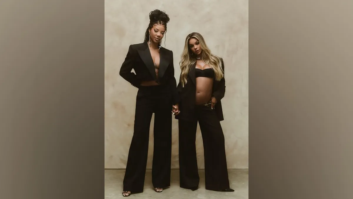 Imagem ilustrativa da notícia Ludmilla e Brunna Gonçalves revelam nome da filha