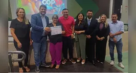 Keynes Silva (secretário da Sectec) e Andrei Rabelo (coordenador geral do capacita Cop 30) estiveram presentes na certificação em Santarém