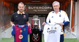 Flick e Ancelotti em foto antes da final neste domingo (12)