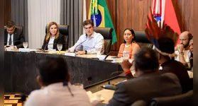 Governador Helder Barbalho com Grupo de Trabalho (GT) em pauta sobre política educacional indígena