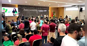 O evento reuniu autoridades, educadores e representantes da sociedade civil para debater a relevância do projeto e suas contribuições para a comunidade