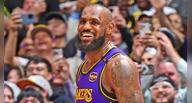 LeBron segue imparável aos 40 anos