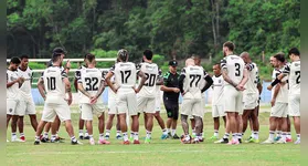 Bicolores conversam e trabalham para obter o melhor desempenho