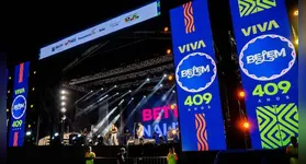 Palco montado no Portal da Amazônia vai receber segunda noite de shows para comemorar o aniversário de Belém