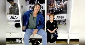 Walter Salles, diretor de "Ainda Estou Aqui", é torcedor do Botafogo.