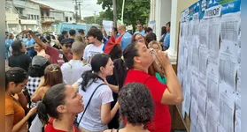 Candidatos conferem o listão da UEPA 2025