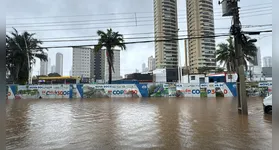 Doca ficou alagada após forte chuva neste sábado