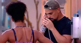 Vinicius atende o Big Fone atende o Big Fone no BBB 25.