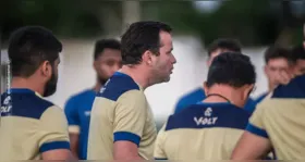 Daniel Paulista altera esquema tático do Remo para a Série B, trocando o 3-4-3 pelo 4-2-3-1.