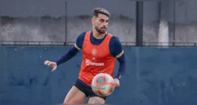 Felipe Vizeu soma três gols e duas assistências na temporada, mas a torcida espera ainda mais.