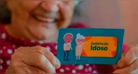 Podem emitir a Carteira da Pessoa Idosa pessoas com 60 anos ou mais inscritas no CadÚnico.