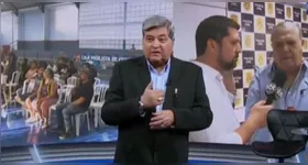 Apresentador desabafou durante o programa ao vivo