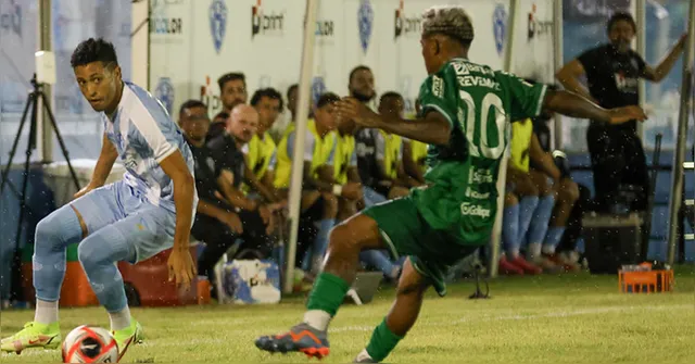 Imagem ilustrativa da notícia De virada! Paysandu vence Tuna e dorme na liderança