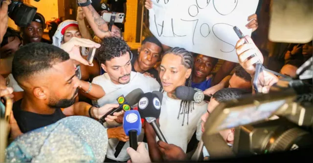 Imagem ilustrativa da notícia Oruam deixa delegacia após pagar fiança de R$ 60 mil no Rio