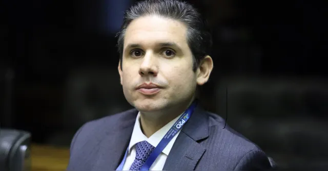 Imagem ilustrativa da notícia Hugo Motta enfrenta pressões na divisão das Comissões da Câmara
