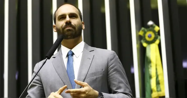 Imagem ilustrativa da notícia Eduardo Bolsonaro anuncia licença do mandato e decide morar nos EUA