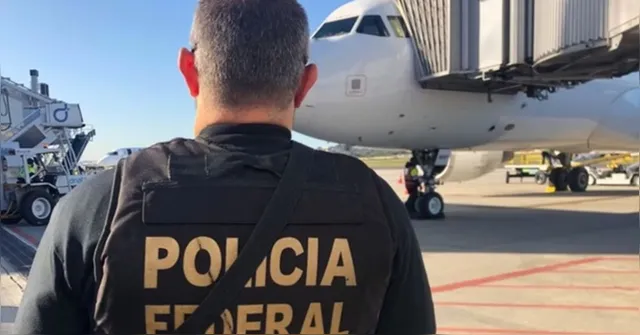 Imagem ilustrativa da notícia Brasileiro é preso após tentar abrir porta de avião