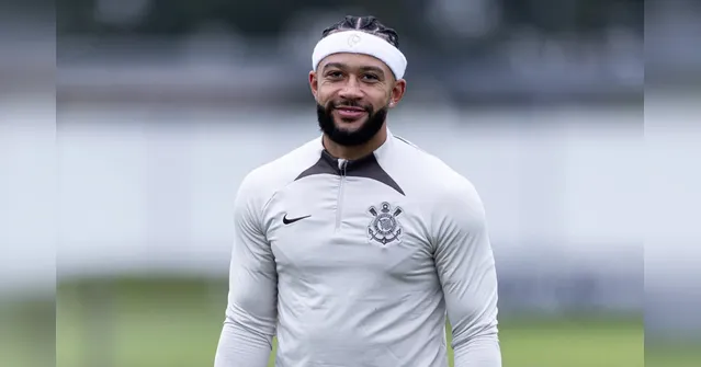 Imagem ilustrativa da notícia Torcedor convida Depay para jogar no Remo em pleno estádio do Corinthians