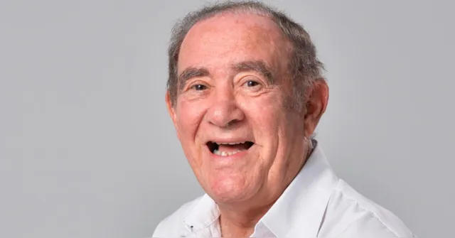 Imagem ilustrativa da notícia Renato Aragão completa 90 anos: relembre sua trajetória