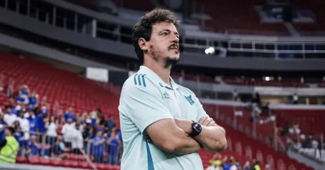Imagem ilustrativa da notícia Cruzeiro demite Diniz após início de temporada frustrante