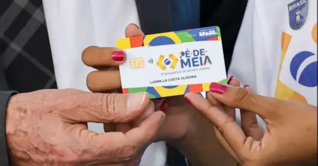 Imagem ilustrativa da notícia MEC confirma Pé-de-Meia Licenciatura para quem fez Enem 2024