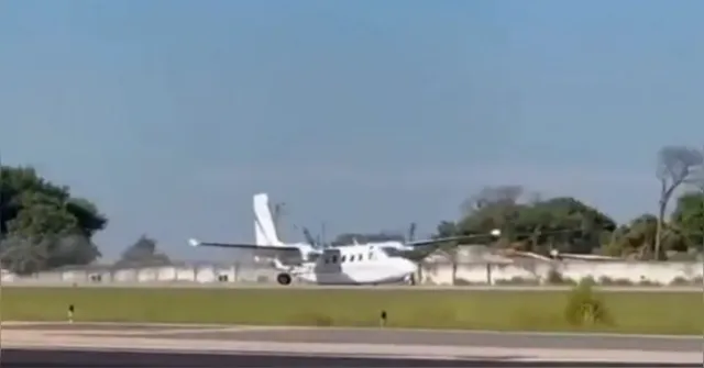 Imagem ilustrativa da notícia Avião pousa 'de barriga' em aeroporto de São Paulo