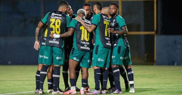 Imagem ilustrativa da notícia Fiasco do Remo na Copa Verde vira onda de memes; veja