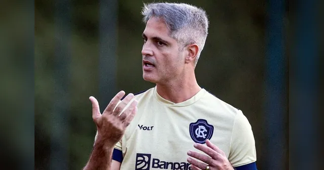 Imagem ilustrativa da notícia Após derrota, técnico do Remo critica "falta de objetividade e campo ruim"