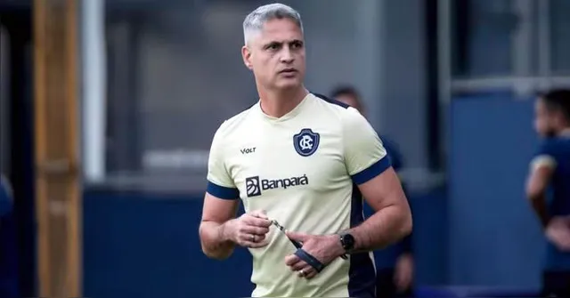 Imagem ilustrativa da notícia Santana se despede do Remo e recebe mensagens divididas da torcida
