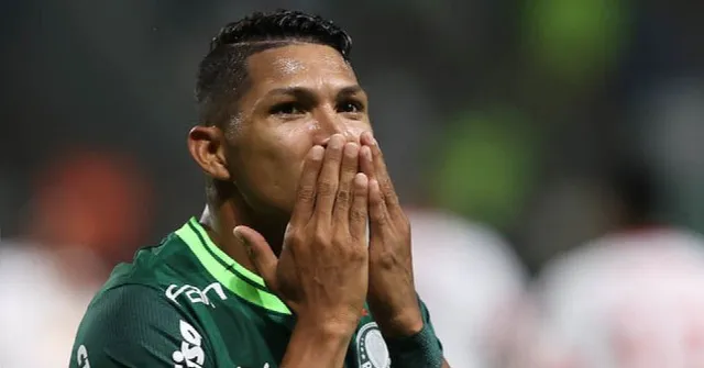 Imagem ilustrativa da notícia Rony toma decisão sobre ida para o Atlético-MG